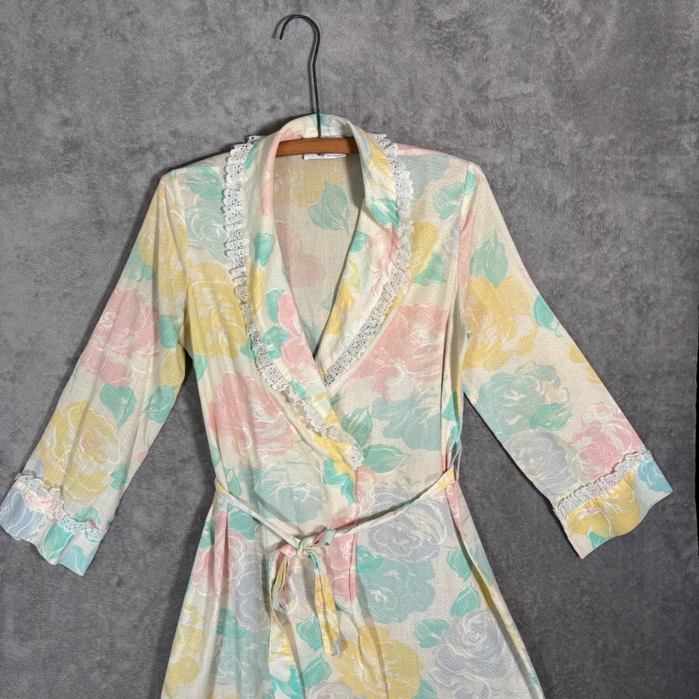 Vintage Lounge Trends JCPenney Pastel Floral Lace Wrap Robe Small Made in USA - Picture 8 of 16